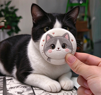 Badge de jeu OEM, broche en éponge anime, broche ronde en peluche japonaise, polyester réutilisable pour usage extérieur, bouton, vente en gros directe d'usine, cadeau