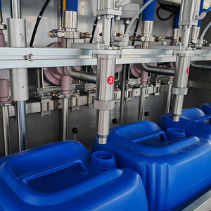 Machine de remplissage automatique de bidons de 20 L pour huile de palme, produits chimiques, pesticides et engrais liquides, compatible avec les bidons de 5 L et 10 L - Product Image 2