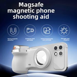 Nouveau modèle transfrontalier K02 pour photographie mobile : Perche à selfie portable anti-tremblement avec lumière d'appoint télécommandée - Product Image 3