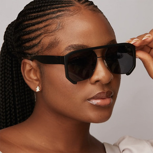 2024 New Versatile Retro Sunglasses for Unisex Hip-Hop Personality Large <b>Frame</b> with UV400 Lenses <b>Pink</b> Red <b>Frame</b> Colors Logo Lens - Product Image 5