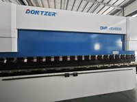 Presse plieuse hydraulique synchronisée entièrement automatique 4100 mm avec contrôleur Delem CNC DHS-110/4100 et moteur 7,9 kW pour le pliage de tôles