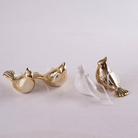 Vilead — Figurine d'animaux en céramique, décoration de jardin, maison, salon, oiseau artificiel avec pieds métalliques, pour décoration de Table