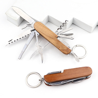 Fabrication de porte-clés pliants multi-outils gravés avec logo personnalisé, couteau de poche en métal, souvenirs