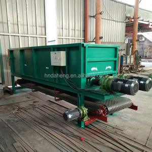 Machine à éplucher et à décapage de la peau de la bûche de bois à rainure horizontale simple et double rouleau - Product Image 3