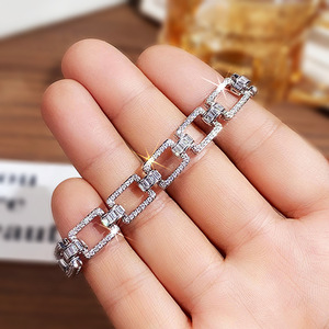 Bracciale con diamanti per donna, tono argento, taglio baguette, diamanti naturali, gioielli di lusso da indossare tutti i giorni, 100% autentici - Product Image 1