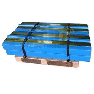 Молоток-разрушитель (било) для дробилки MR130 EVO из мартенситной стали с керамической вставкой - Product Image 2