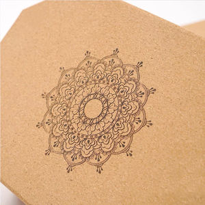 Logotipo personalizado reciclado respetuoso con el medio ambiente 100% madera Natural Yoga ladrillo Premium espuma de corcho orgánico Yoga bloque conjunto para ejercicio físico - Product Image 1