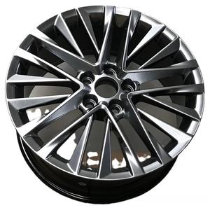 Jantes et roues en alliage d'aluminium pour modification automobile F665085 de 17 et 18 pouces. Roue de 18 pouces en alliage. - Product Image 1