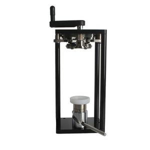 Machine de scellage de canettes semi-automatique à vente directe d'usine en Chine, petite scelleuse manuelle pour canettes de soda, bière et jus - Product Image 1