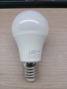Bombilla LED A60 Global de 7W, 650 Lúmenes, Ra80, E26/E27/B22, 6000K, Chips SMD, 60mm, AC110V-265V, Cubierta y Pantalla de Plástico, 30000 Horas de Duración - Product Image 5