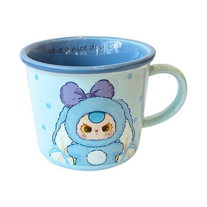 Mignonne tasse en céramique pour enfants de 2 à 4 ans, tasse individuelle avec poignée et cuillère, motif violet, collection Printemps 2025 - Product Image 5
