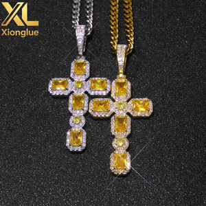 Magnifique Pendentif Croix en Pierre Gemme Radiante et Sucre de Roche, Zircon, Cuivre Plaqué Or 18K, Collier Unisexe Sportif Personnalisé - Product Image 5