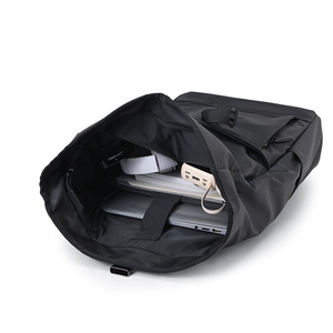 Sac à dos USB étanche grande capacité pour hommes et femmes, sac de voyage décontracté pour affaires avec doublure en polyester pour de nouvelles aventures en plein air - Product Image 4