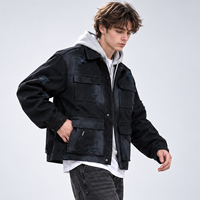 Veste en toile noire personnalisée pour homme avec patchs, bords effilochés, poches à rabat, fermeture à boutons-pression, coupe oversize, marque privée