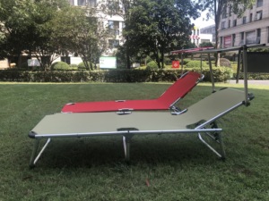 Lit de camping pliable d'extérieur durable au design moderne de haute qualité, en aluminium, avec coussins pour la détente et le bain de soleil - Product Image 6