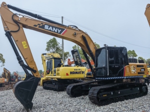 Vente à bas prix d'une excavatrice sur chenilles <span class=keywords><strong>hydraulique</strong></span> SANY SY215CPRO d'occasion, 22 tonnes, d'occasion, pour travaux <span class=keywords><strong>de</strong></span> terrassement, lourde, à louer - Product Image 6