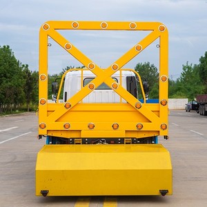 Ventas de fábrica Nuevo Dongfeng 80 km/h Anti Crash Buffer Truck TMA Safety Truck Precio barato - Product Image 6