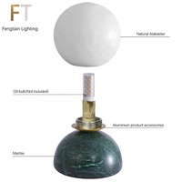 Lampe de table globe en pierre d'albâtre naturelle faite à la main avec support en marbre 15cm mini LED veilleuse moderne en forme de lune