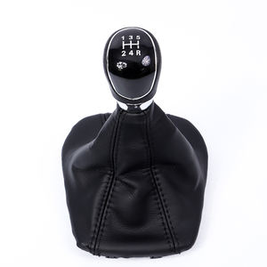 Perilla de cambio de marchas de coche manual de cuero de 5 6 velocidades para <span class=keywords><strong>Ford</strong></span> <span class=keywords><strong>Focus</strong></span> MK2 con perilla cubierta de <span class=keywords><strong>maletero</strong></span> de polaina 05-08 10-12 - Product Image 3