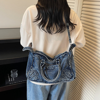 Tas Selempang Motor Denim Vintage Distressed Wanita Kapasitas Besar Tas Bahu Jeans Dicuci Gaya Y2K Keren dan Manis