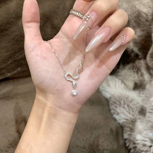 Collar de Plata de Ley S925 con Cadena de Espina de Serpiente y Diamantes de Burbuja para Mujer, Estilo Simple y Ligero de Lujo, con un Solo Diamante - Product Image 1