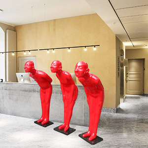 Escultura de Bienvenida de Fibra de Vidrio con Diseño de Lazo Rojo, Figura Artística de Dibujos Animados para Decoración de Entrada de Hotel o Restaurante - Product Image 2