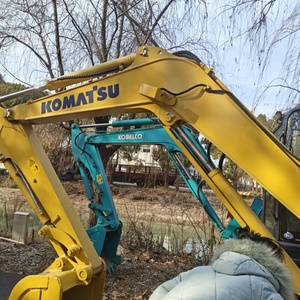 Excavadora de orugas Komatsu PC56 de 5 toneladas, de segunda mano, importada de Japón, para demolición y construcción, con caja de cambios y bomba PLC. - Product Image 4