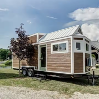 Petite maison préfabriquée sur roues au design moderne en vente chaude Maisons roulantes populaires en plein air