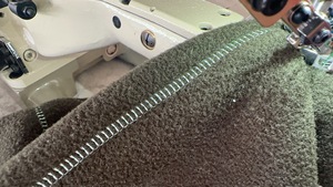 Automatic Interlock Mini Computerized Industrial Sewing Machine Cover Stitch Programmable Motor Gear High-Speed New Condition - Product Image 6