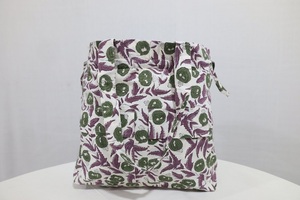 Bolsa Estampada a Mano con Motivos Artesanales Indios Atemporales, Tejido Ligero y Duradero para Uso Diario, Procedente de la India - Product Image 2