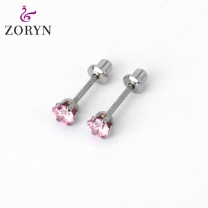 Pendientes de Acero 316L Plateados en Plata con Cierre de Rosca, Mini Circonita Cúbica Morada, Minimalistas, Elegantes, Duraderos, de Alta Calidad - Product Image 5