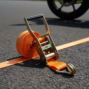 Sangles à <span class=keywords><strong>cliquet</strong></span> 50 mm 10 m 1T en polyester tressé à pois avec poignée en plastique et crochet en S 10,5 pour arrimage de cargaison industrielle - Product Image 1