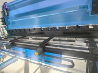 PBA 220T3200 Prensa Plegadora CNC Electrohidráulica Sincronizada Totalmente Automática de 220 Toneladas y 3200 mm para Plegado de Chapa Metálica