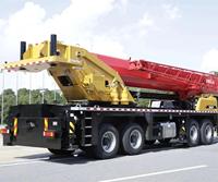 Grue sur camion Sany STC800C d'occasion de 80 tonnes pour projets d'infrastructure, avec une hauteur de levage de 77,5 m, une flèche de 17,3 m et une portée des stabilisateurs de 6,4x5,5 m