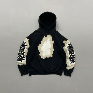 Sudadera con Capucha de Felpa Gruesa Negra con Gráfico de Diablo Rojo Bordado en la Manga, Parches Crema y Efecto Desgastado, Productos Más Vendidos - Product Image 1