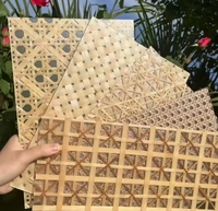 Planche en résine tressée en bambou de haute qualité au design moderne, imperméable, facile à installer, pour la décoration de restaurants et d'hôtels.