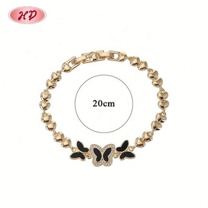 ผู้ค้าส่งกำไลข้อมือรูปหัวใจผีเสื้อเคลือบทอง 18K ทำจากทองเหลืองเคลือบสีดำ สำหรับผู้หญิง สวมใส่ได้ทุกวันและงานปาร์ตี้ เครื่องประดับ Aretes De Laton - Product Image 6