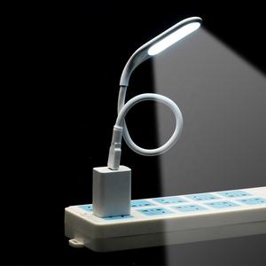 Mini luz De lectura USB portátil con 18 LEDS de atenuación <span class=keywords><strong>Flexible</strong></span> <span class=keywords><strong>LED</strong></span> USB Plug-In Book Light <span class=keywords><strong>Lampara</strong></span> De Libro Portatil para estudiantes - Product Image 2