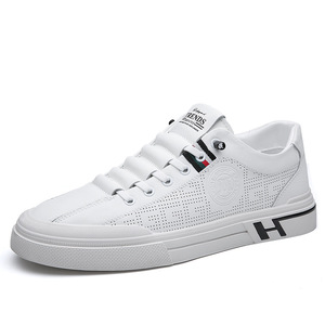 Chaussures décontractées pour hommes, respirantes, en maille, à enfiler, bout rond, blanches, légères, semelle EVA, semelle extérieure en caoutchouc - Product Image 5