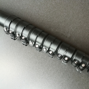 Poteau télescopique en fibre de carbone fabriqué en Chine pour pôle de nettoyage de panneaux solaires système de nettoyage de vitres alimenté en eau lavage par <span class=keywords><strong>jet</strong></span> - Product Image 1