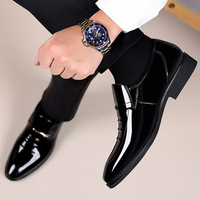 Mocassins noirs en gros d'usine avec empeigne en PU verni et semelle en caoutchouc, chaussures habillées formelles pour hommes