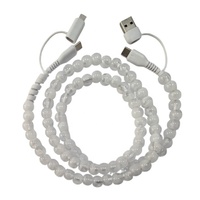 Nouveauté : Câble de charge rapide multi-protocoles USB Type C 4-en-1 moderne avec perles en strass couleur ambre et jade pour téléphone