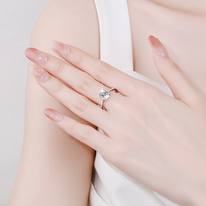 MOQ 1 Anello <span class=keywords><strong>Solitario</strong></span> Classico in <span class=keywords><strong>Argento</strong></span> Sterling S925 Placcato Oro 18K con Moissanite VVs1, a Quattro Griffe, Nickel-Free, Certificato da Terze Parti - Product Image 4