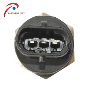 Sensor de Cigüeñal Nuevo de Zpartners para Motor de Camión de 6.7L, 1 Año de Garantía, Números de <span class=keywords><strong>Modelo</strong></span> 0281002706 0281006327 0281002937 - Product Image 2