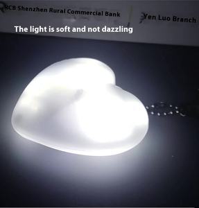 Lámpara de Bolso al por Mayor con Clip para Llavero, Regalos de Navidad, Sensor Táctil en Forma de Corazón, Redondo y Estrella para Mujer, Hogar Inteligente - Product Image 3