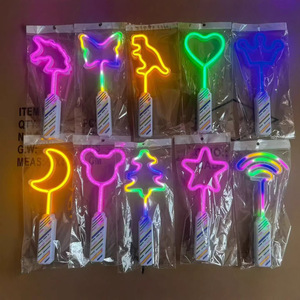 Baguette Magique Lumineuse pour Fête, Jouets de Fée Princesse, Fournitures pour Événements, Clubs, Mariages, Anniversaires, Festivals, Bâton Lumineux LED en Plastique PVC - Product Image 2