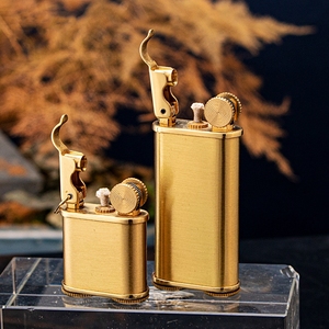 Texture laiton kérosène rétro meule amour feu briquet cadeau pour hommes et femmes avec meule - Product Image 2