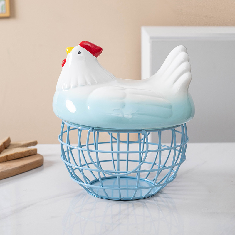 Gradient blue hen with blue American-style basket