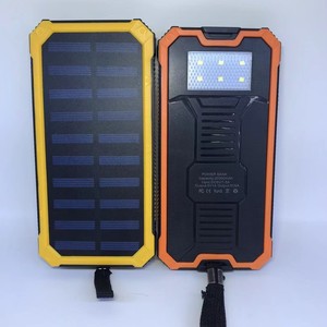 Batterie externe solaire 20000mAh, chargeur de téléphone portable robuste pour l'extérieur avec lumière LED pour le camping, la randonnée et les voyages - Product Image 5
