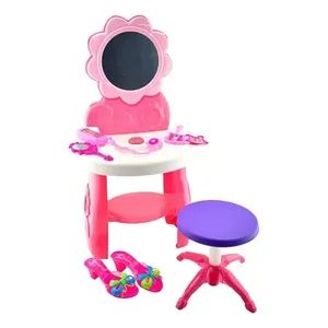 Affascinante specchio toletta 6 accessori 36 mesi - Product Image 2